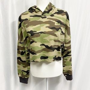 H&M Divided Camo Print Cropped Hoodie